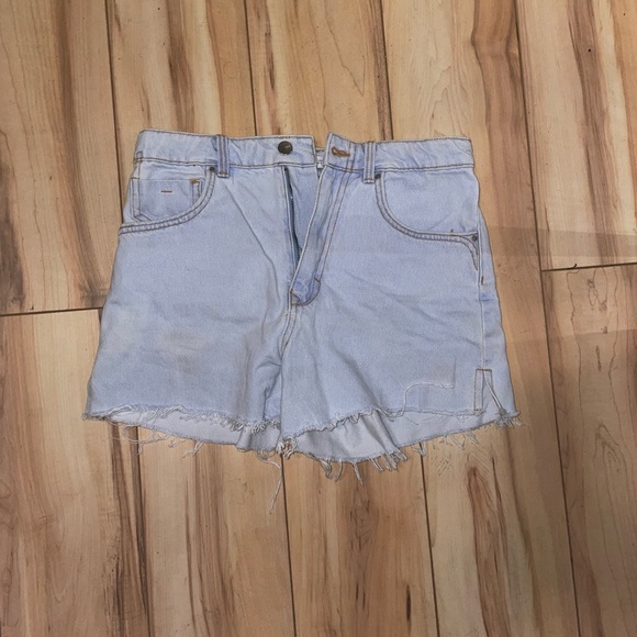 ZARA HIGH RISE DENIM SHORTS LIGHT BLUE - Picture 2 of 2